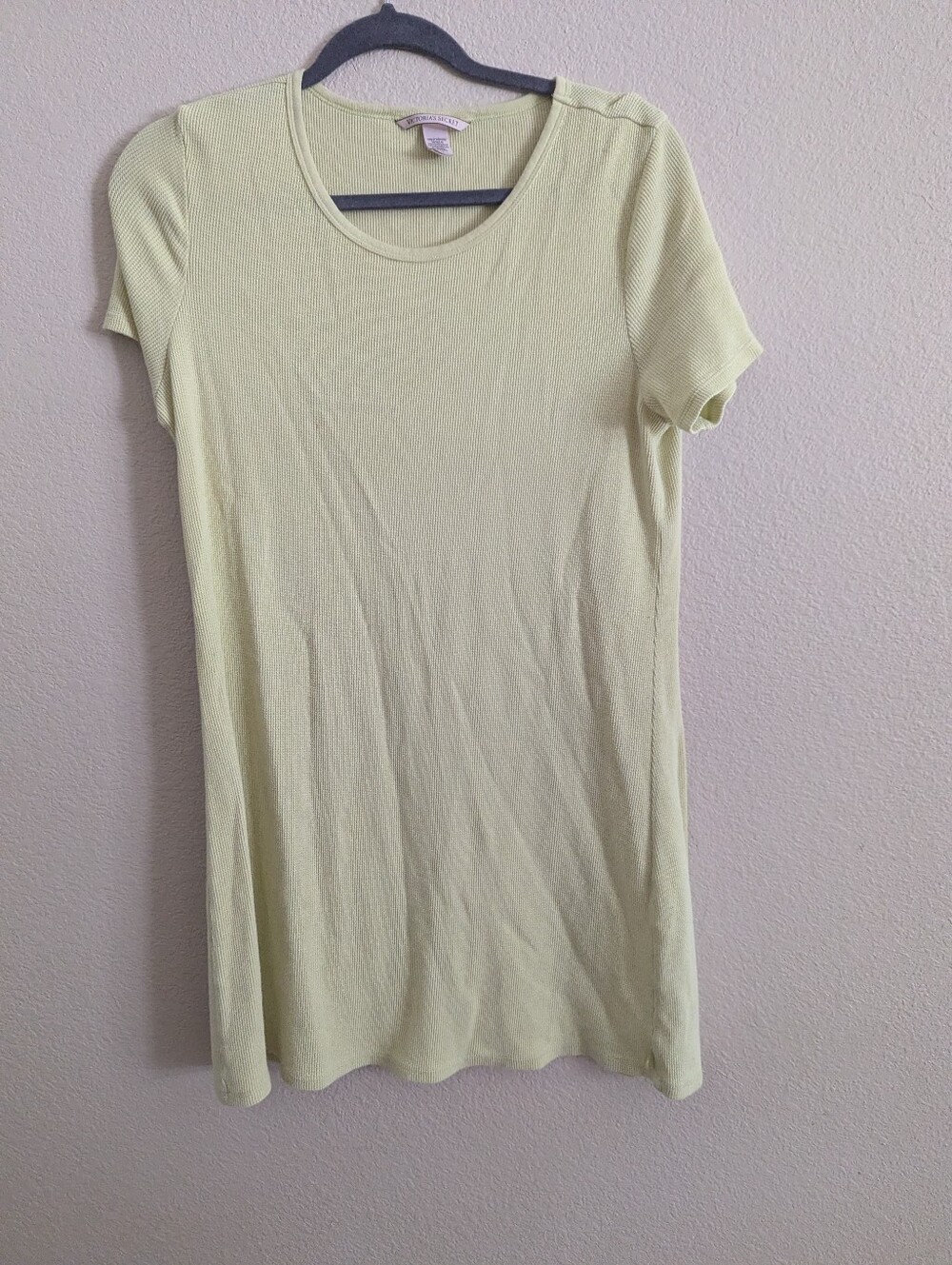 Victoria's Secret Pale Lime Ribbed Short Sleeve Tee